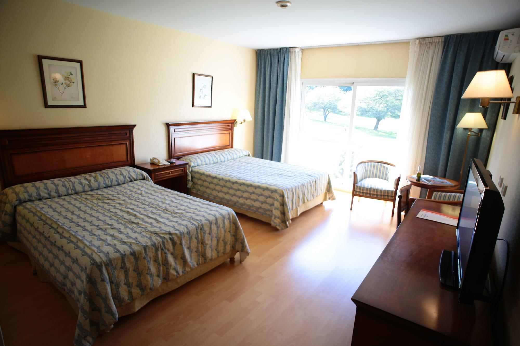 Howard Johnson Hotel & Spa Villa General Belgrano Ngoại thất bức ảnh