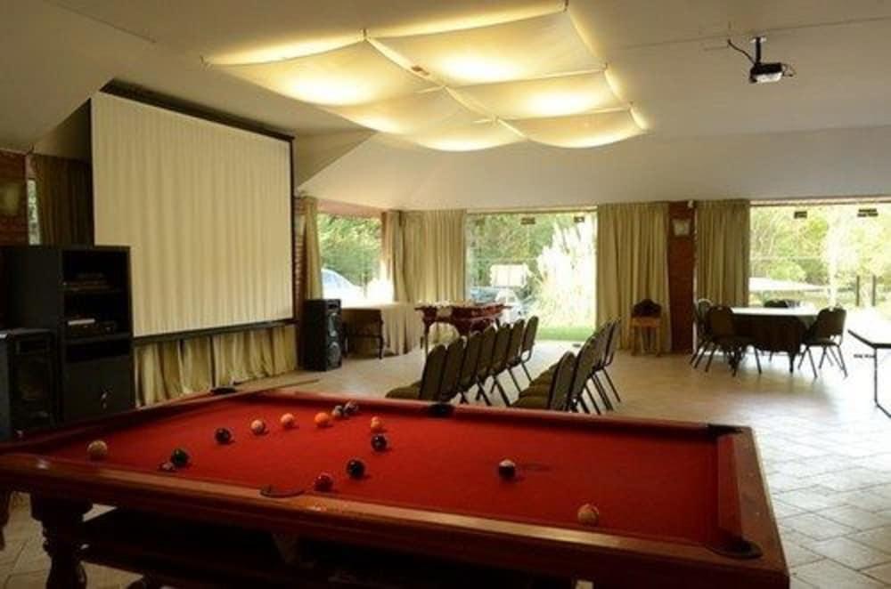 Howard Johnson Hotel & Spa Villa General Belgrano Ngoại thất bức ảnh