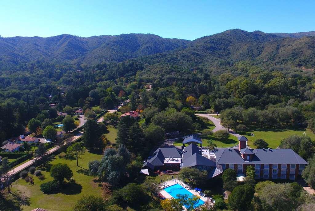 Howard Johnson Hotel & Spa Villa General Belgrano Ngoại thất bức ảnh