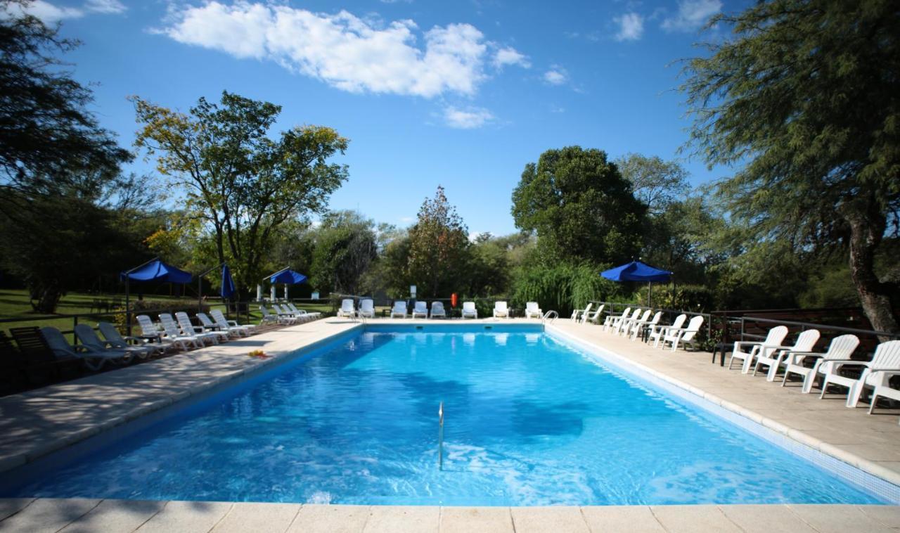 Howard Johnson Hotel & Spa Villa General Belgrano Ngoại thất bức ảnh