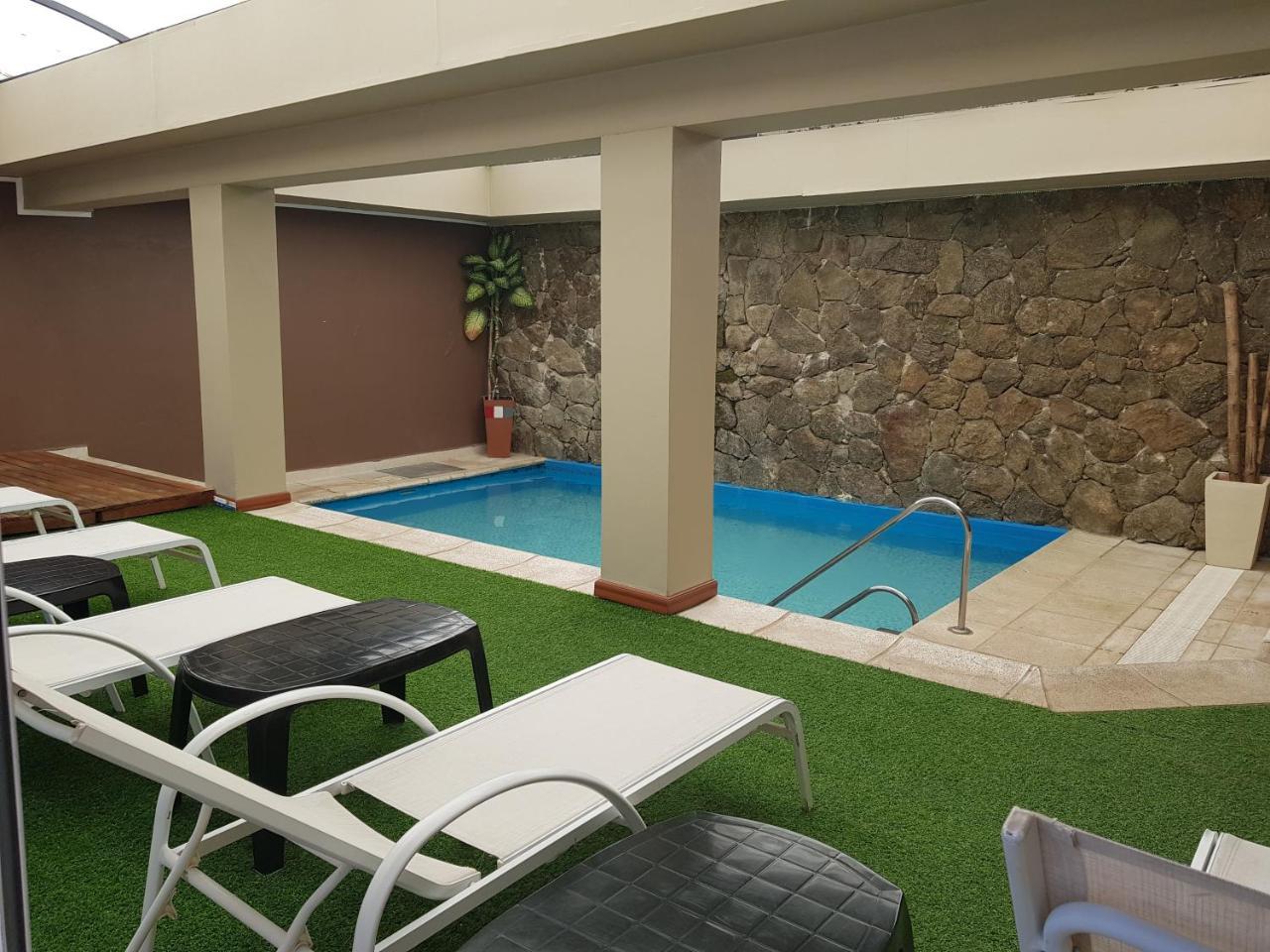Howard Johnson Hotel & Spa Villa General Belgrano Ngoại thất bức ảnh